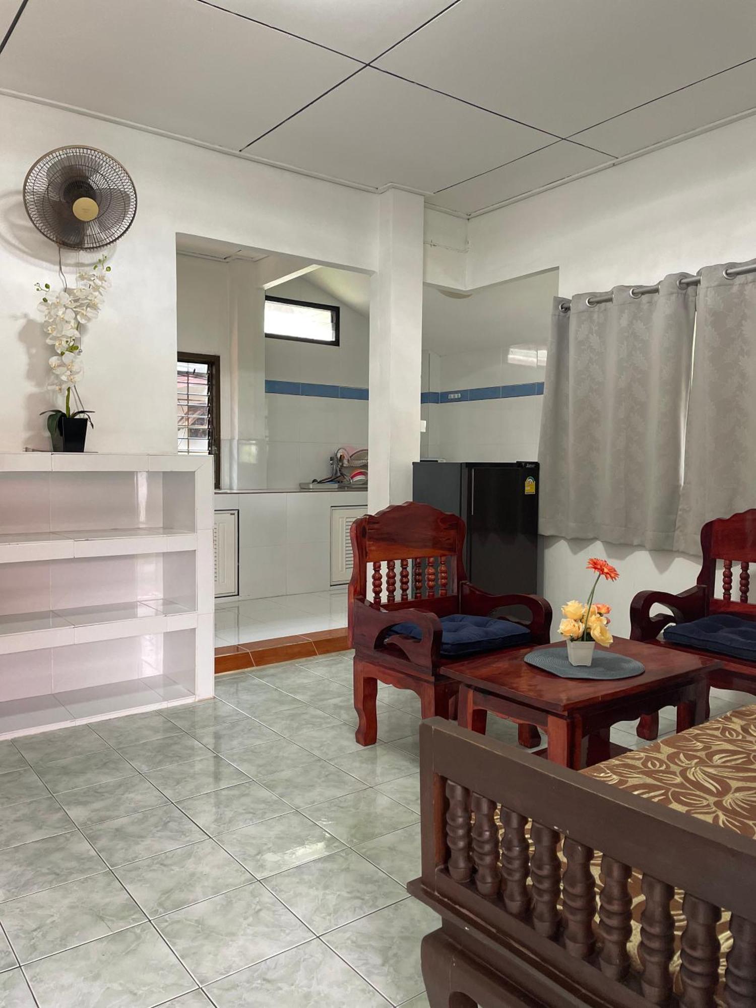Sunrise Beach Villa Сурат-Тхані Номер фото